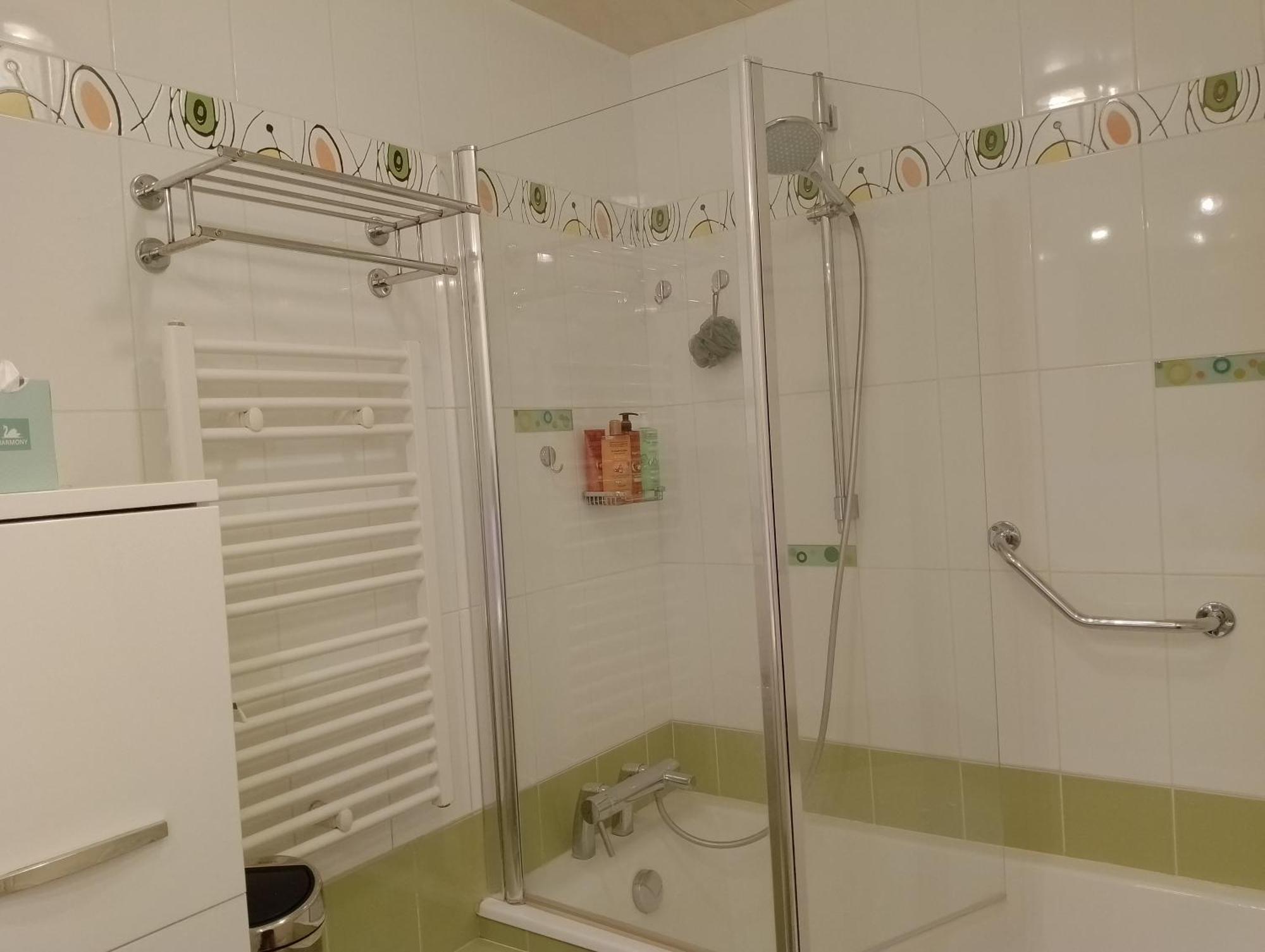 Appartement Residentiel Au Vert Et Au Frais Montigny-le-Bretonneux Kültér fotó