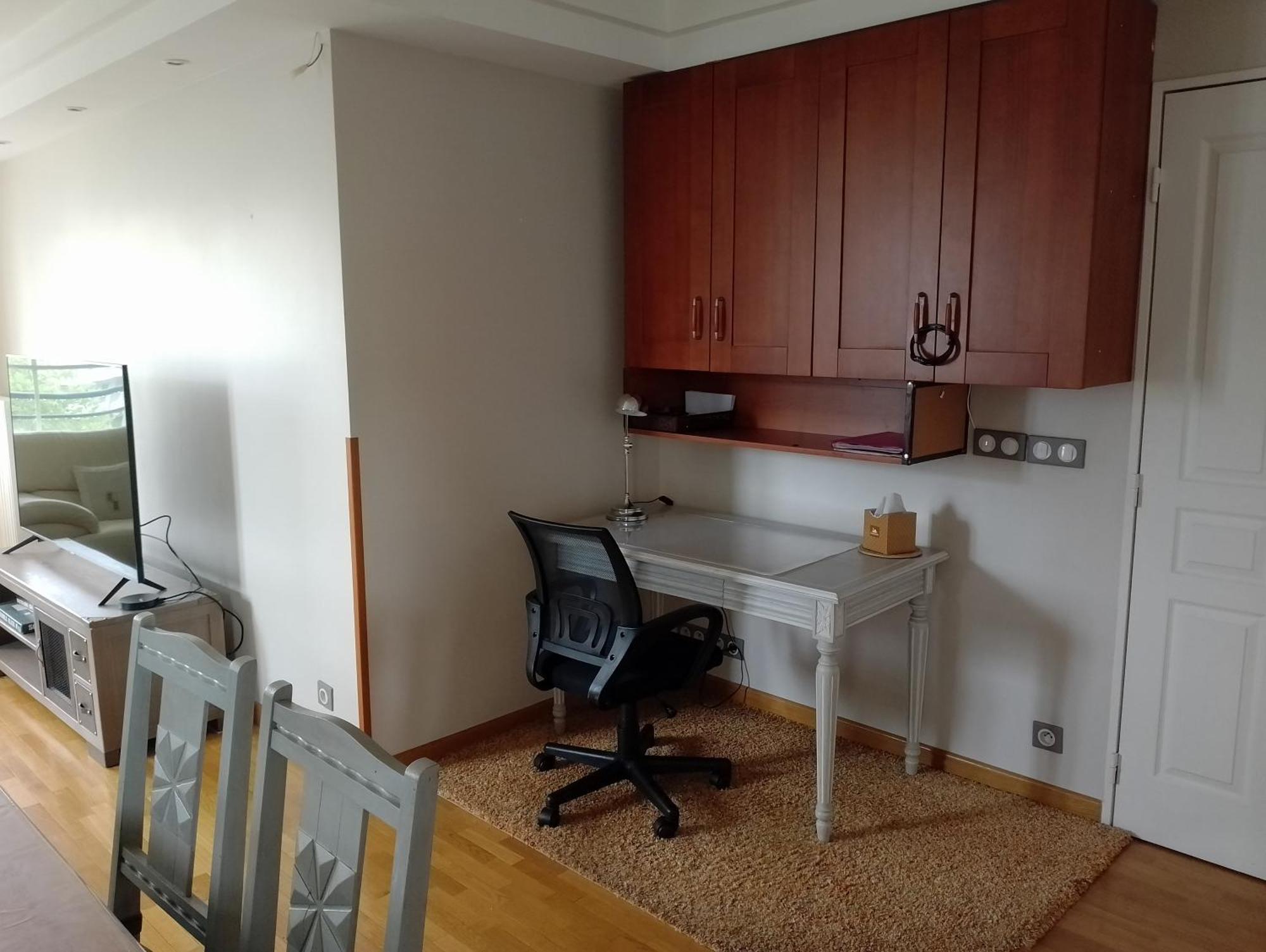 Appartement Residentiel Au Vert Et Au Frais Montigny-le-Bretonneux Kültér fotó